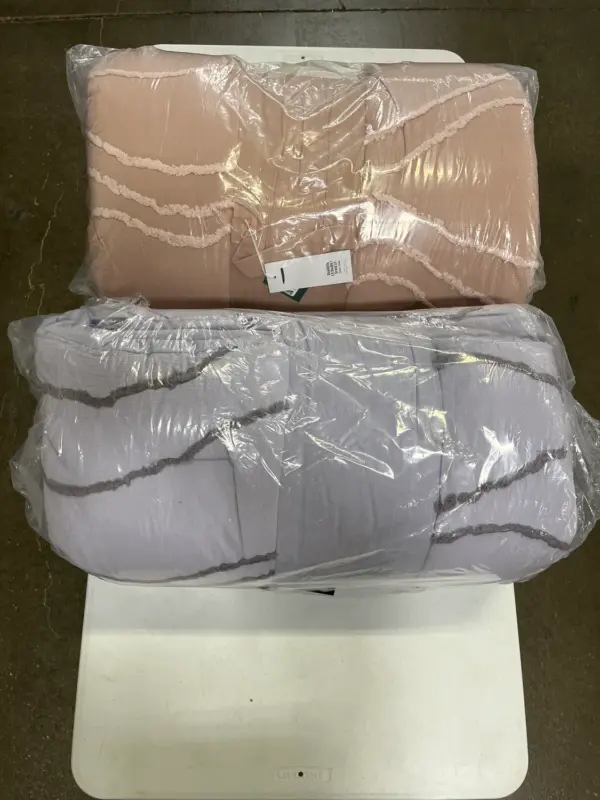Assorted Comforters Retail