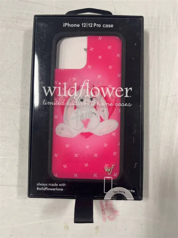 Assorted iPhone Cases Retail