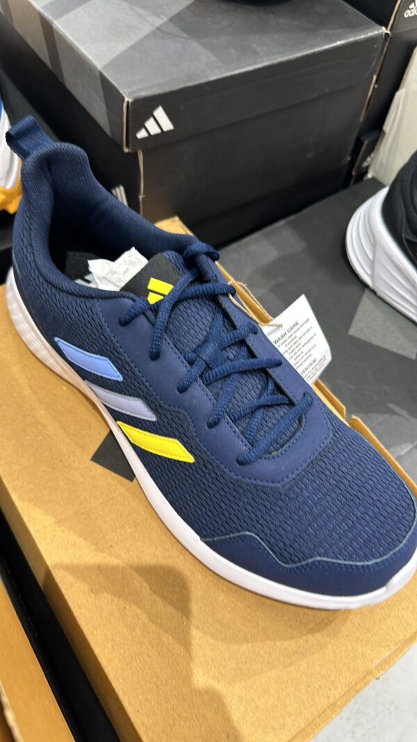 Wholesale Adidas Samba Shoes Pallet – 60+ Pairs of Classic Sneakers
