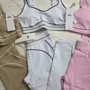 bulk Alo athletic wear pallets