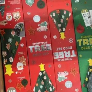 buy Christmas tree pallets Australia wholesale