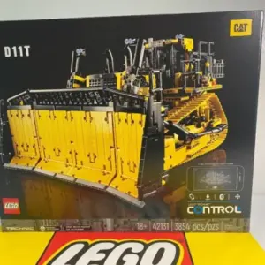 LEGO TECHNIC: App-Controlled Cat D11 Bulldozer (42131)