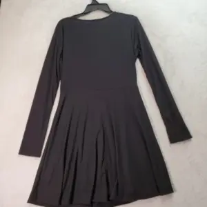 buy Halara wholesale clothing pallets